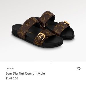 Louis Vuitton sandals size 38
